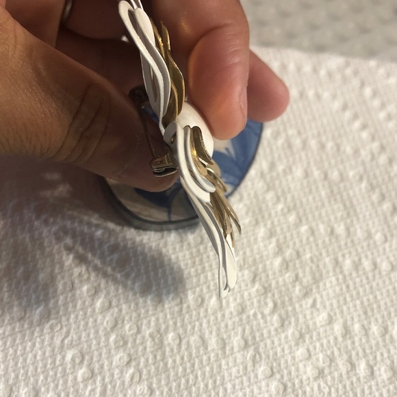 Vintage Blue and Gold Floral Brooch Set - Picture 9 of 12